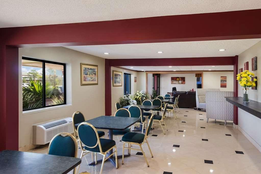 Rodeway Inn Houston North Greenspoint Restaurante foto